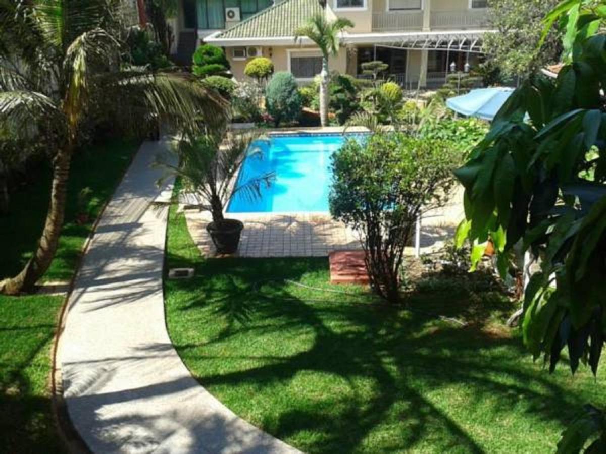 Hotel Arthur Shambala Encarnación Esterno foto