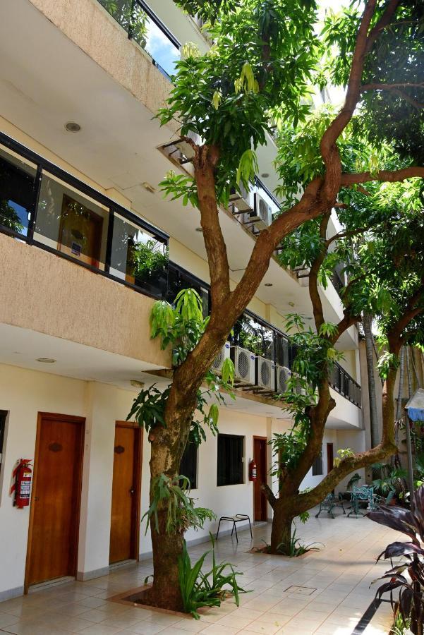 Hotel Arthur Shambala Encarnación Esterno foto